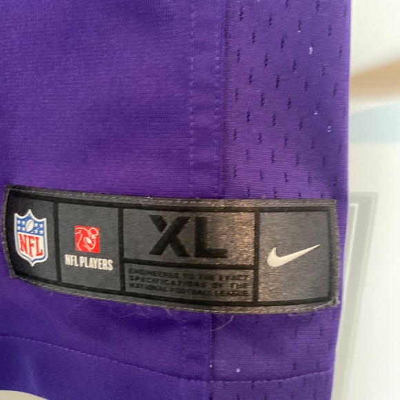 Vikings Jersey - Picture 2 of 4